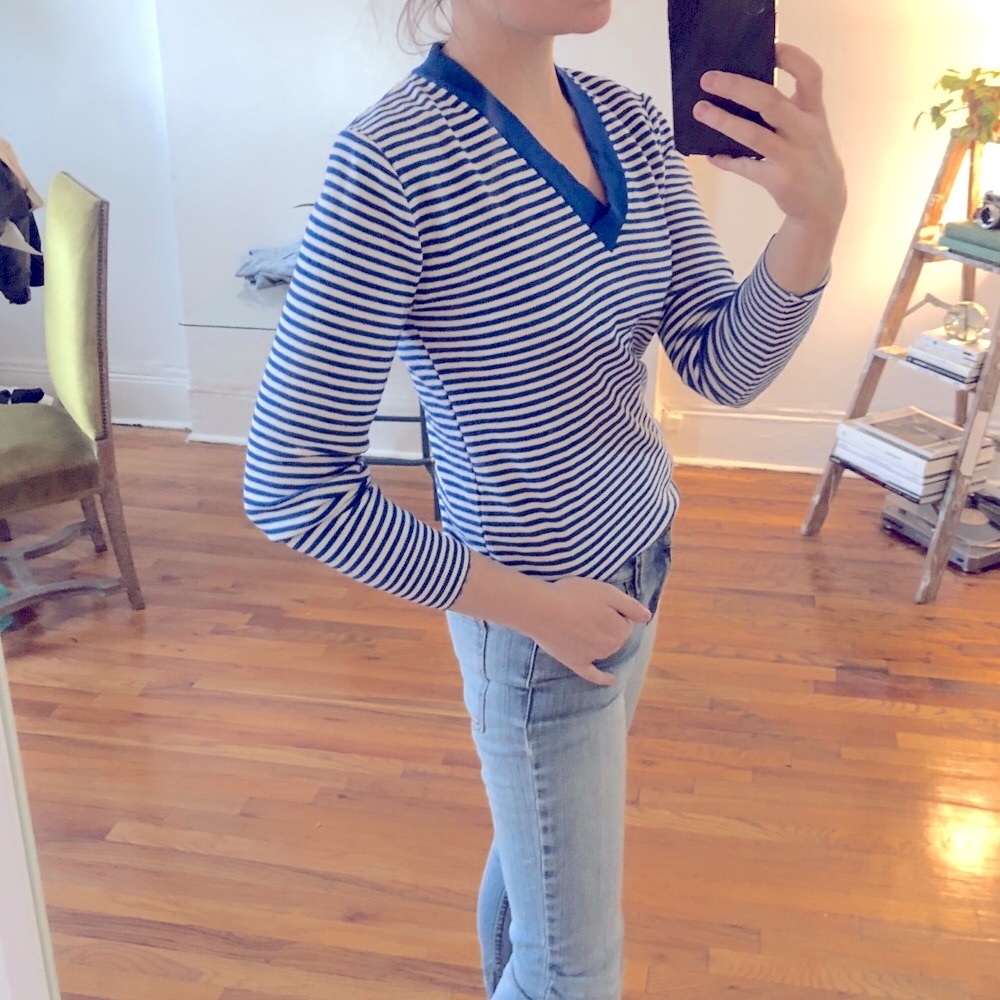 VTG Blue White Stripe V Neck Knit Pullover Sweater Jumper Academia Prep XS S M - Picture 15 of 16